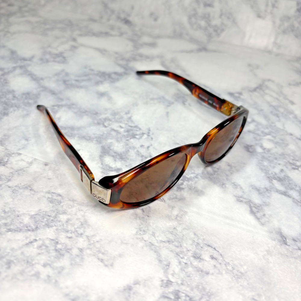 Authentic Gucci Women’s Cat Eye Sunglasses Tortoise Shell Brown w/ Silver GG